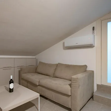 Luxury Apartments Brijuni Valbandon Room photo