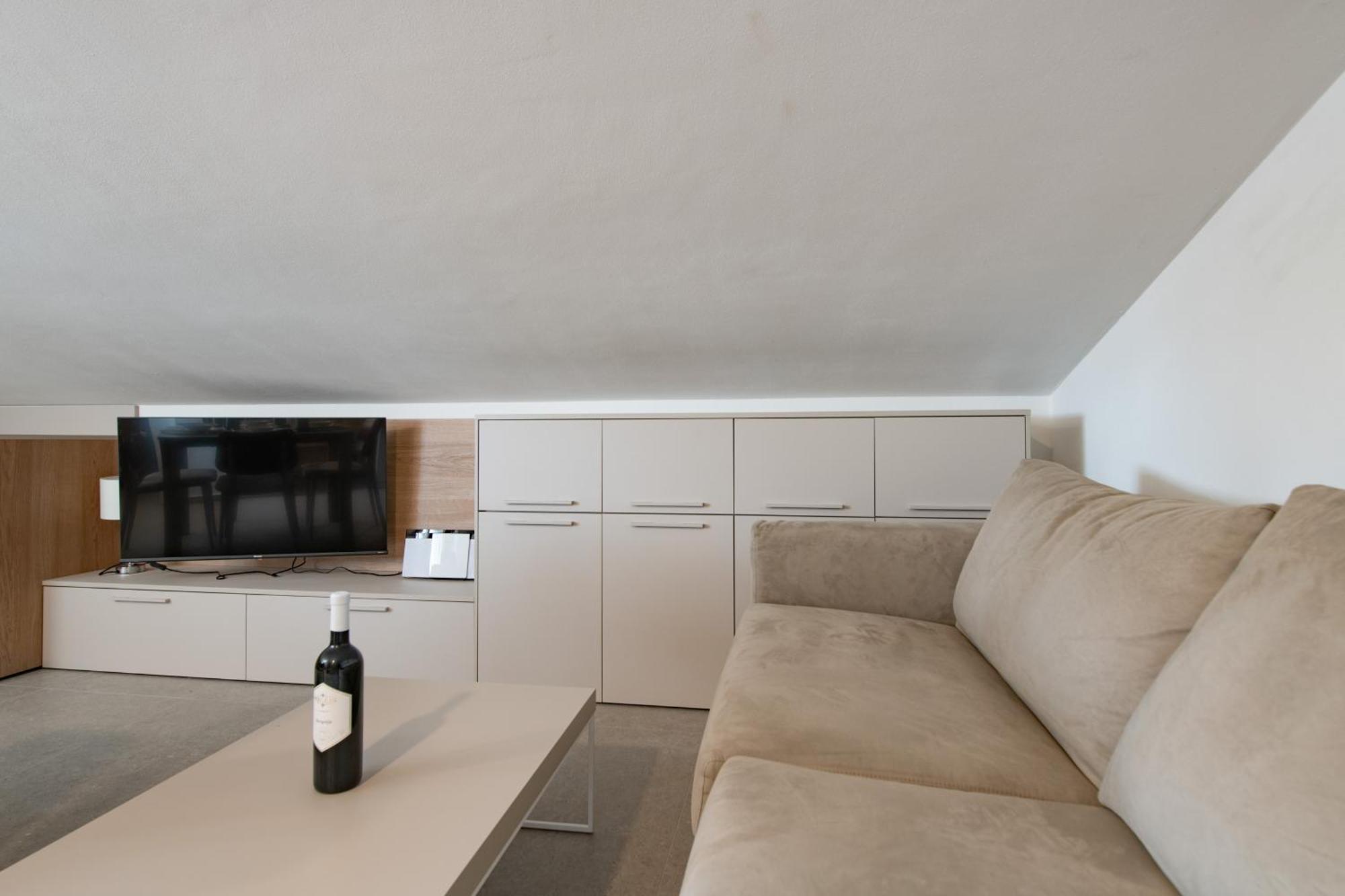 Luxury Brijuni Apartment Valbandon